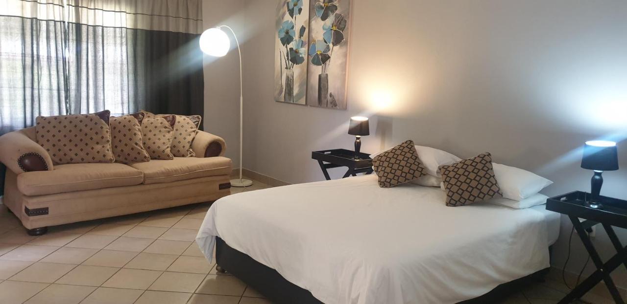 Anna Boeremeisie Guesthouse Benoni Dış mekan fotoğraf