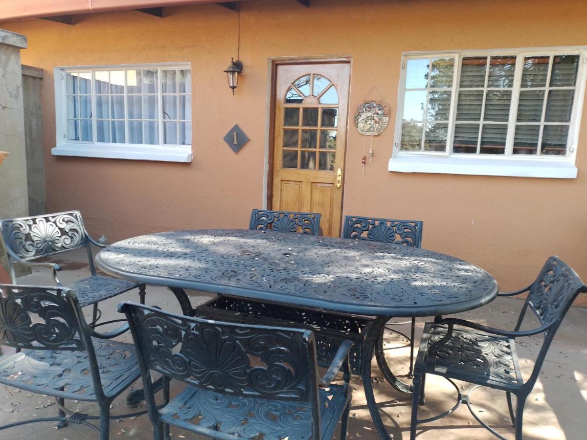 Anna Boeremeisie Guesthouse Benoni Dış mekan fotoğraf