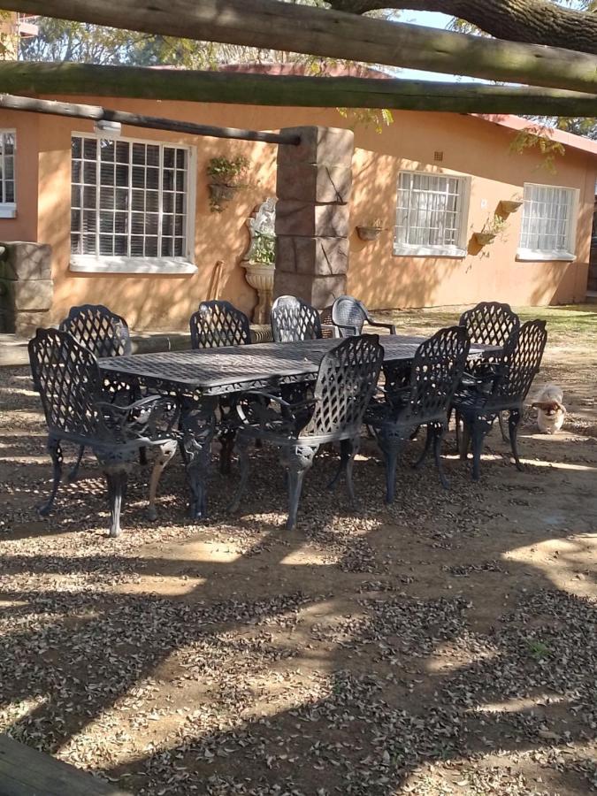 Anna Boeremeisie Guesthouse Benoni Dış mekan fotoğraf